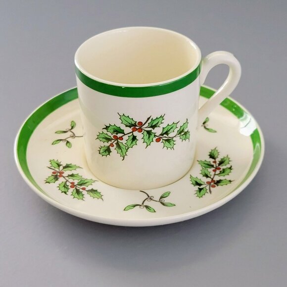 Vintage Spode England Christmas Tree Holly Berry Demitasse Cup & Saucer Set - Picture 2 of 10